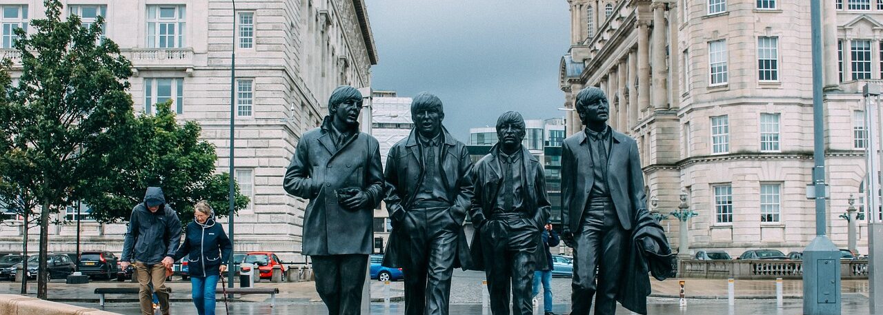 English Crown & Culture